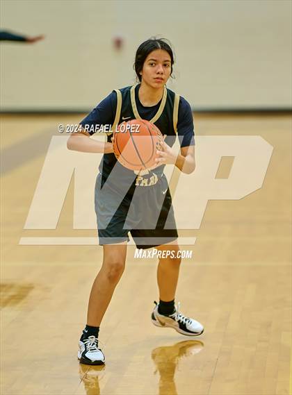 Thumbnail 2 in Galena Park vs. Cypress Lakes (McDonald's Texas Invitational) photogallery.