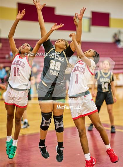Thumbnail 3 in Galena Park vs. Cypress Lakes (McDonald's Texas Invitational) photogallery.