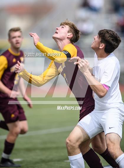 Thumbnail 3 in Windsor vs. Erie (CHSAA 4A Quarterfinals) photogallery.