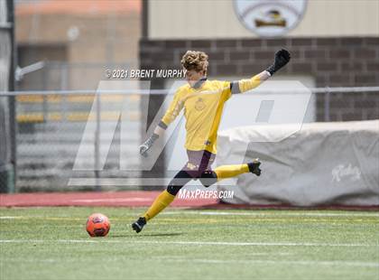 Thumbnail 3 in Windsor vs. Erie (CHSAA 4A Quarterfinals) photogallery.