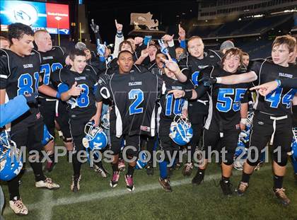 Thumbnail 2 in Cardinal Spellman vs. Mashpee (MIAA Division 4 East Final) photogallery.