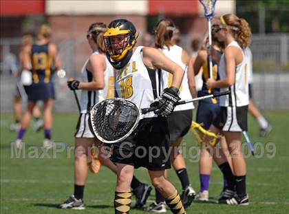 Thumbnail 3 in Shoreham-Wading River vs. Honeoye Falls-Lima (NYSPHSAA Class C Final) photogallery.