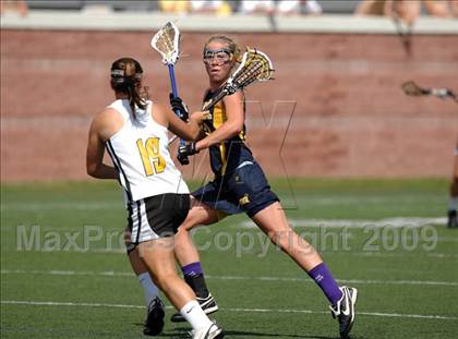 Thumbnail 2 in Shoreham-Wading River vs. Honeoye Falls-Lima (NYSPHSAA Class C Final) photogallery.