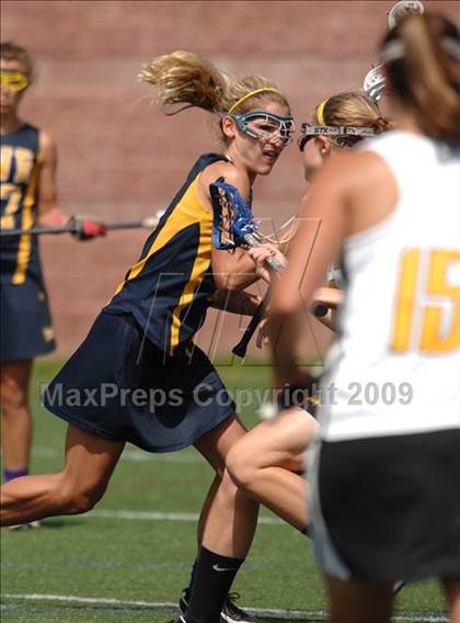 Thumbnail 2 in Shoreham-Wading River vs. Honeoye Falls-Lima (NYSPHSAA Class C Final) photogallery.