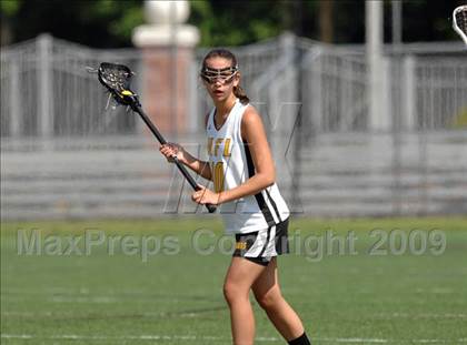 Thumbnail 2 in Shoreham-Wading River vs. Honeoye Falls-Lima (NYSPHSAA Class C Final) photogallery.