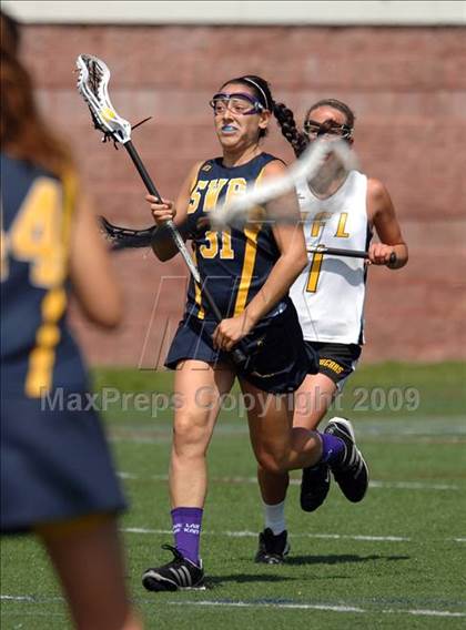 Thumbnail 3 in Shoreham-Wading River vs. Honeoye Falls-Lima (NYSPHSAA Class C Final) photogallery.