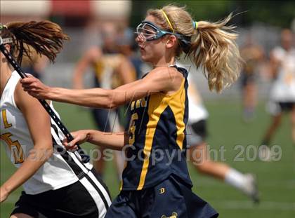Thumbnail 1 in Shoreham-Wading River vs. Honeoye Falls-Lima (NYSPHSAA Class C Final) photogallery.
