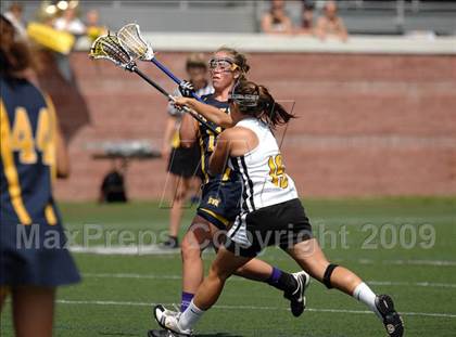 Thumbnail 1 in Shoreham-Wading River vs. Honeoye Falls-Lima (NYSPHSAA Class C Final) photogallery.