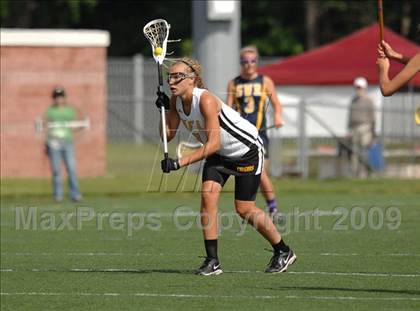 Thumbnail 3 in Shoreham-Wading River vs. Honeoye Falls-Lima (NYSPHSAA Class C Final) photogallery.
