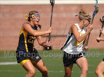 Thumbnail 3 in Shoreham-Wading River vs. Honeoye Falls-Lima (NYSPHSAA Class C Final) photogallery.