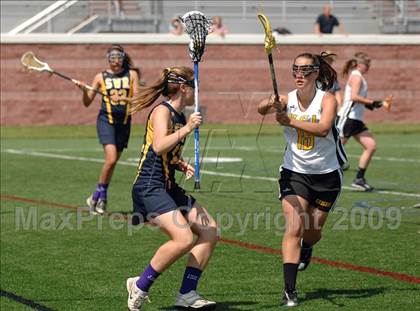 Thumbnail 1 in Shoreham-Wading River vs. Honeoye Falls-Lima (NYSPHSAA Class C Final) photogallery.