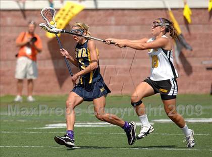 Thumbnail 2 in Shoreham-Wading River vs. Honeoye Falls-Lima (NYSPHSAA Class C Final) photogallery.