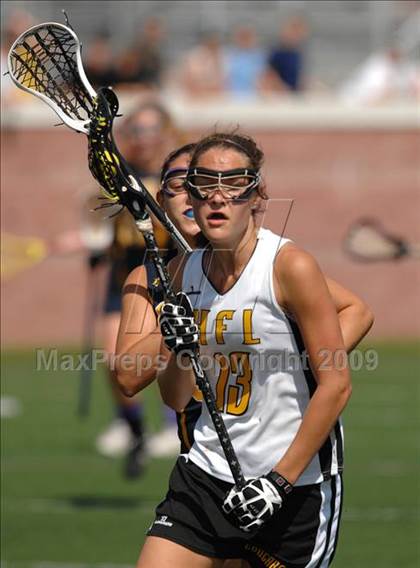 Thumbnail 2 in Shoreham-Wading River vs. Honeoye Falls-Lima (NYSPHSAA Class C Final) photogallery.