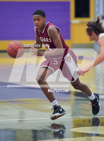 Thumbnail 2 in Desert Ridge vs Queen Creek photogallery.