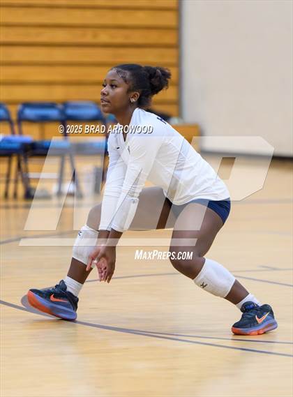 Thumbnail 3 in Myers Park @ Hopewell photogallery.