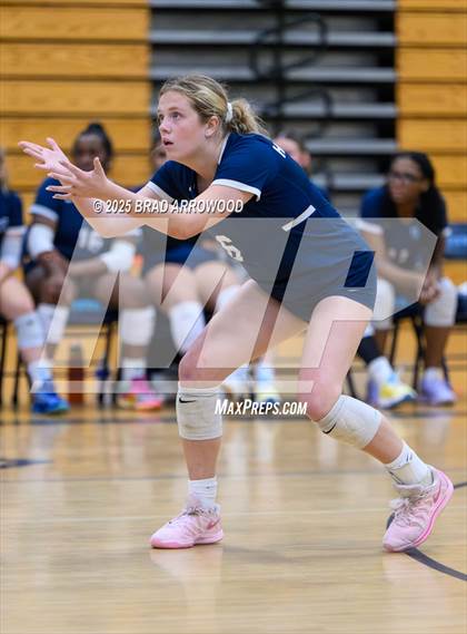 Thumbnail 3 in Myers Park @ Hopewell photogallery.