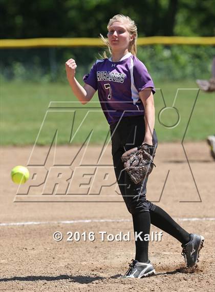 Thumbnail 3 in Sacred Heart @ East Granby (CIAC Class S 1st Round) photogallery.