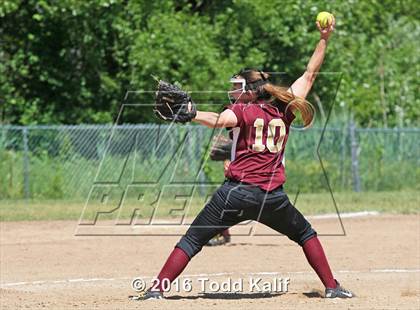 Thumbnail 3 in Sacred Heart @ East Granby (CIAC Class S 1st Round) photogallery.