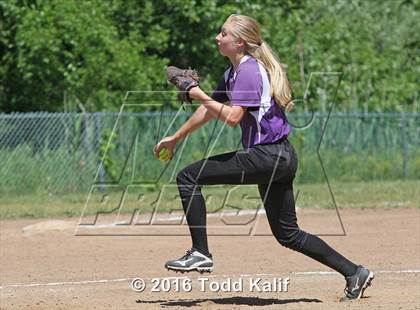 Thumbnail 2 in Sacred Heart @ East Granby (CIAC Class S 1st Round) photogallery.