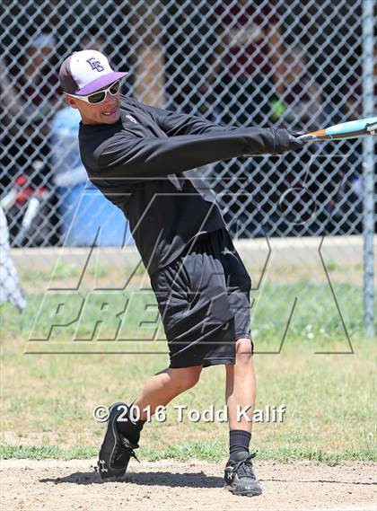 Thumbnail 3 in Sacred Heart @ East Granby (CIAC Class S 1st Round) photogallery.