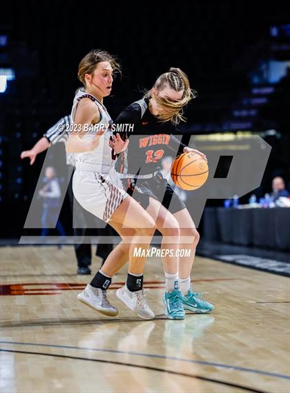 Thumbnail 3 in Merino vs. Wiggins (CHSAA 2A Great 8) photogallery.