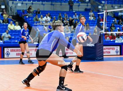 Thumbnail 3 in Jonesboro vs Marion (AHSAA 6A State Final) photogallery.