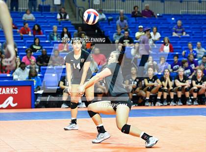 Thumbnail 1 in Jonesboro vs Marion (AHSAA 6A State Final) photogallery.