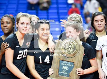 Thumbnail 2 in Jonesboro vs Marion (AHSAA 6A State Final) photogallery.