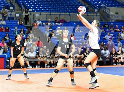 Thumbnail 2 in Jonesboro vs Marion (AHSAA 6A State Final) photogallery.