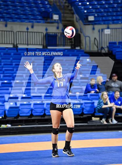 Thumbnail 3 in Jonesboro vs Marion (AHSAA 6A State Final) photogallery.