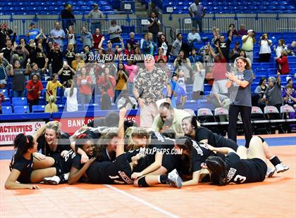Thumbnail 1 in Jonesboro vs Marion (AHSAA 6A State Final) photogallery.