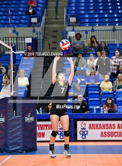 Thumbnail 3 in Jonesboro vs Marion (AHSAA 6A State Final) photogallery.