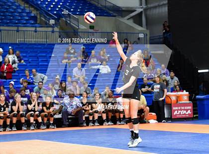 Thumbnail 3 in Jonesboro vs Marion (AHSAA 6A State Final) photogallery.