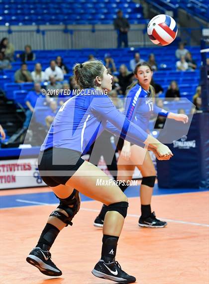 Thumbnail 1 in Jonesboro vs Marion (AHSAA 6A State Final) photogallery.