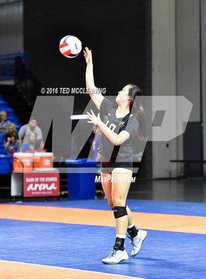 Thumbnail 3 in Jonesboro vs Marion (AHSAA 6A State Final) photogallery.