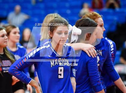 Thumbnail 2 in Jonesboro vs Marion (AHSAA 6A State Final) photogallery.