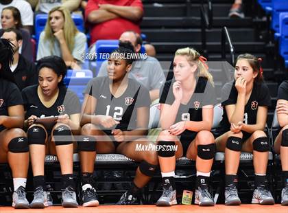 Thumbnail 2 in Jonesboro vs Marion (AHSAA 6A State Final) photogallery.
