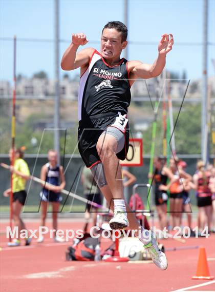 Thumbnail 1 in Redwood Meet of Champions (NCS Championships) photogallery.