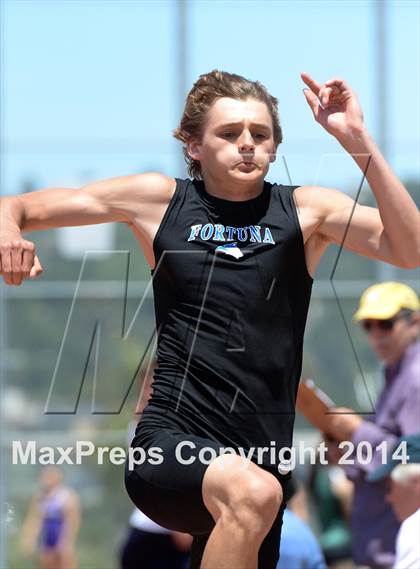Thumbnail 2 in Redwood Meet of Champions (NCS Championships) photogallery.
