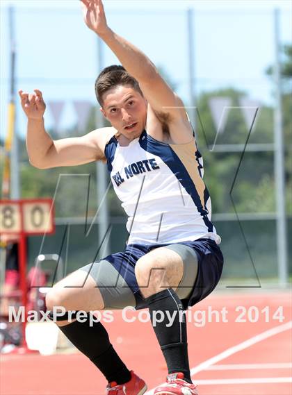 Thumbnail 2 in Redwood Meet of Champions (NCS Championships) photogallery.