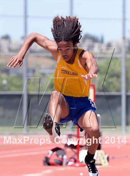 Thumbnail 3 in Redwood Meet of Champions (NCS Championships) photogallery.