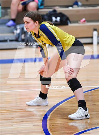 Thumbnail 2 in Brazos Christian vs Holy Trinity Catholic photogallery.