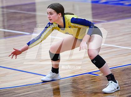 Thumbnail 2 in Brazos Christian vs Holy Trinity Catholic photogallery.