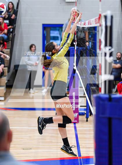 Thumbnail 1 in Brazos Christian vs Holy Trinity Catholic photogallery.