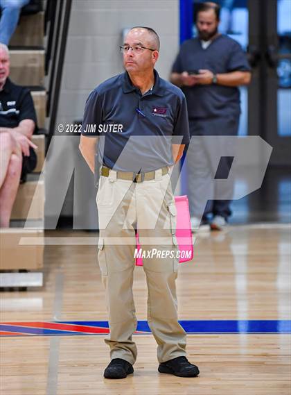 Thumbnail 3 in Brazos Christian vs Holy Trinity Catholic photogallery.