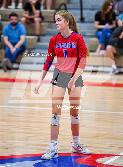 Thumbnail 2 in Brazos Christian vs Holy Trinity Catholic photogallery.