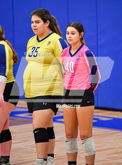 Thumbnail 2 in Brazos Christian vs Holy Trinity Catholic photogallery.