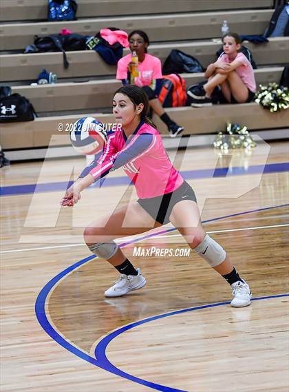 Thumbnail 1 in Brazos Christian vs Holy Trinity Catholic photogallery.