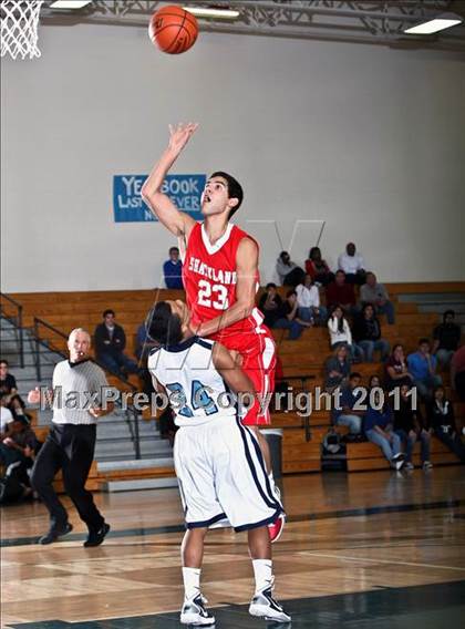 Thumbnail 2 in Sam Rayburn vs. Sharyland (McDonald's Texas Invitational) photogallery.