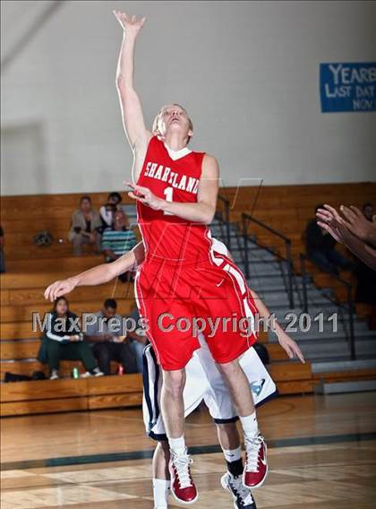 Thumbnail 3 in Sam Rayburn vs. Sharyland (McDonald's Texas Invitational) photogallery.